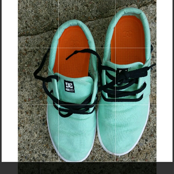 Tennis Shoes -teal - Picture 1 of 2